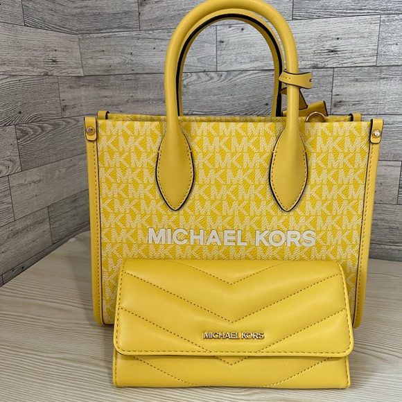 Michael Kors Small Golden Yellow Mirella Tote and wallet - Picture 2 of 14